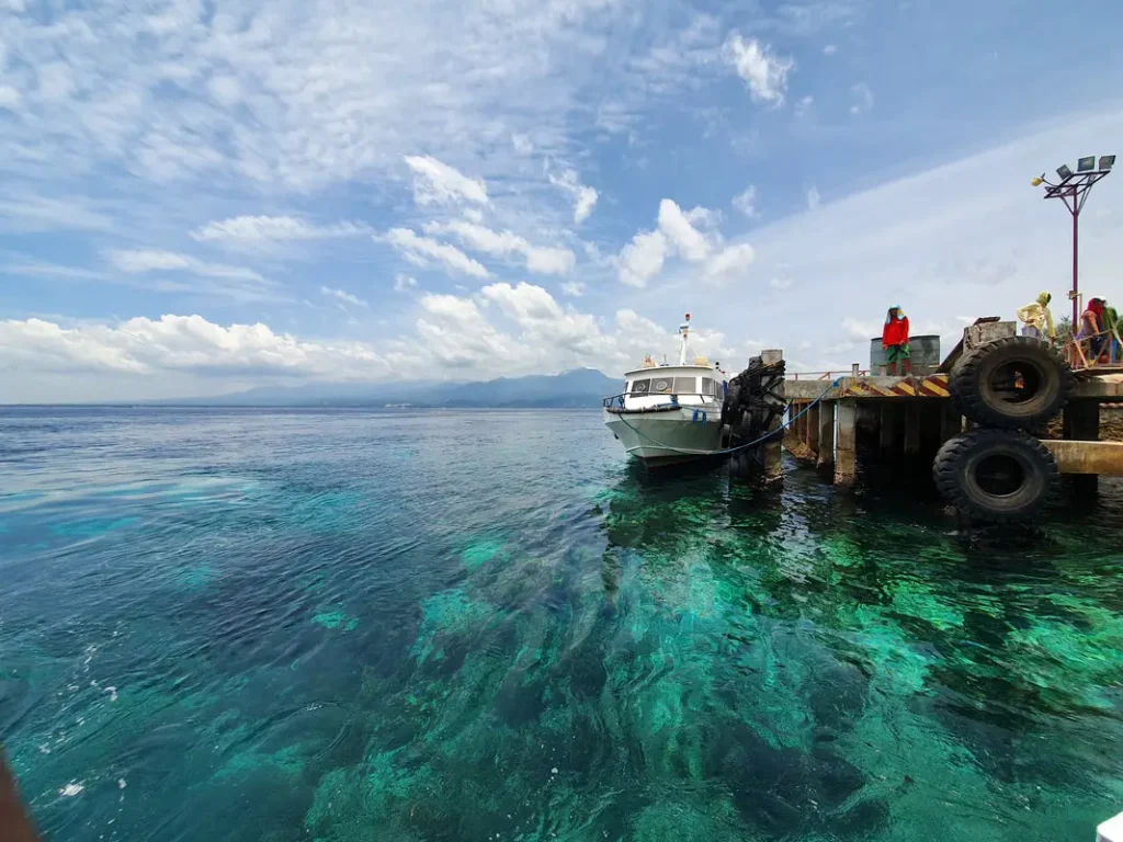 Liloan Port in Cebu as our fast craft from Dumaguete City is being anchored 