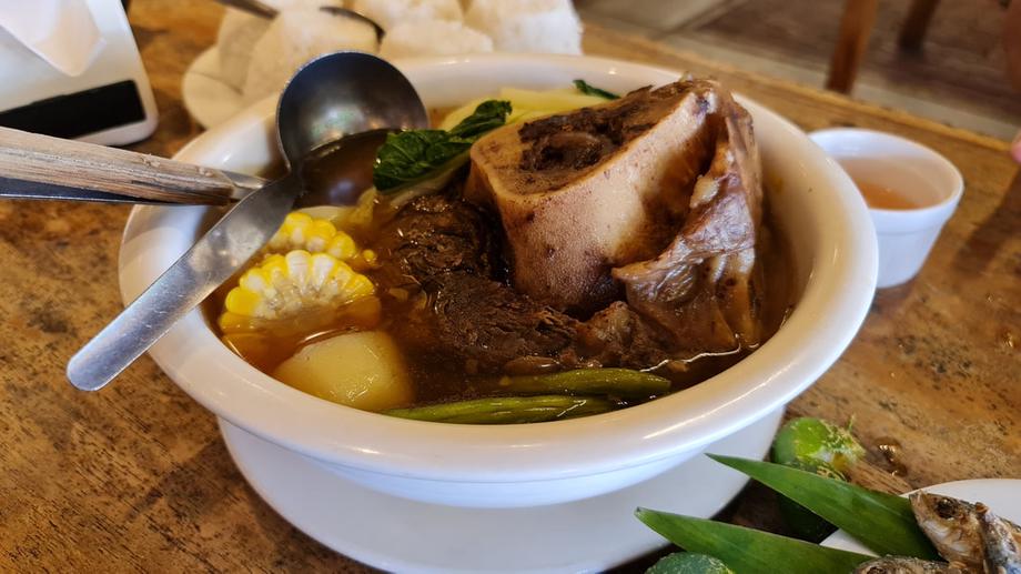 A bowl of bulalo at Leslie's for 6 people or for 2 very hungry people