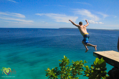 Cliff jumping in Salagdoong in Siquijor Philippines