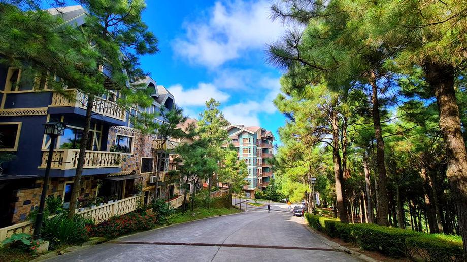 One of the street in Crosswinds Tagaytay