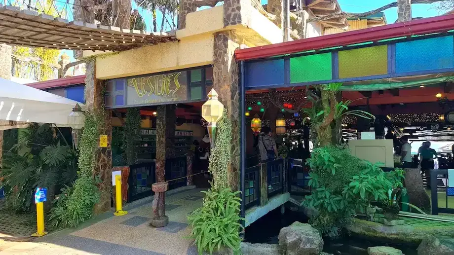 Entrance to Leslie's Bulalo Restaurant in Tagaytay