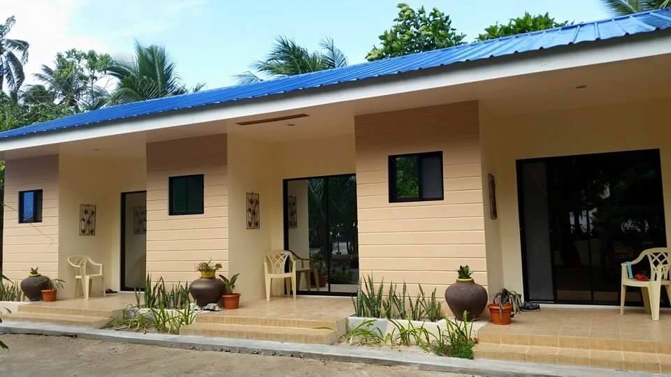 Rooms in Joven's Resort